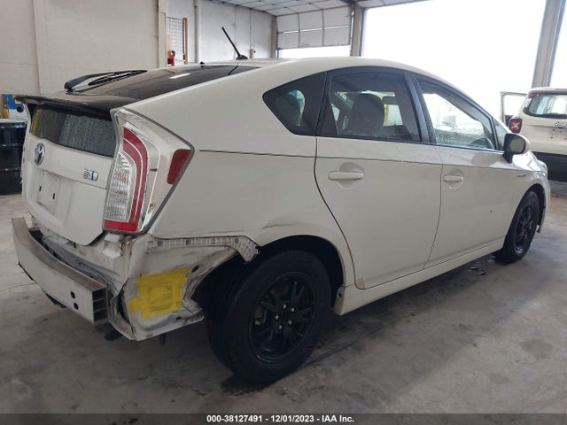 Toyota Prius Two 2015 JTDKN3DU0F0458705 Image 20