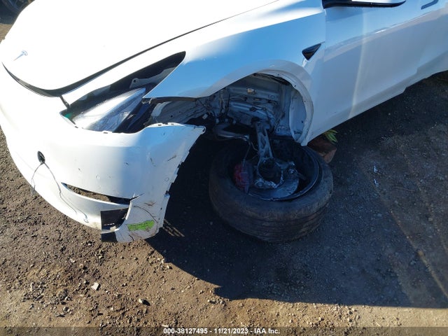 2021 TESLA MODEL Y 5YJYGDEE1MF296602 Photo 5