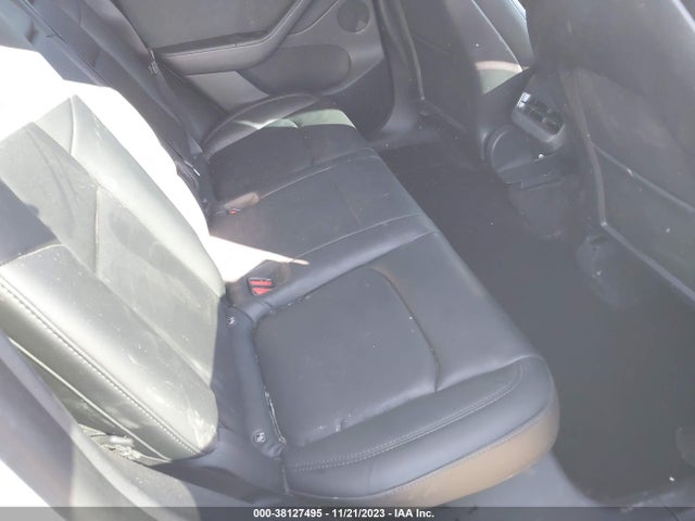 2021 TESLA MODEL Y 5YJYGDEE1MF296602 Photo 7