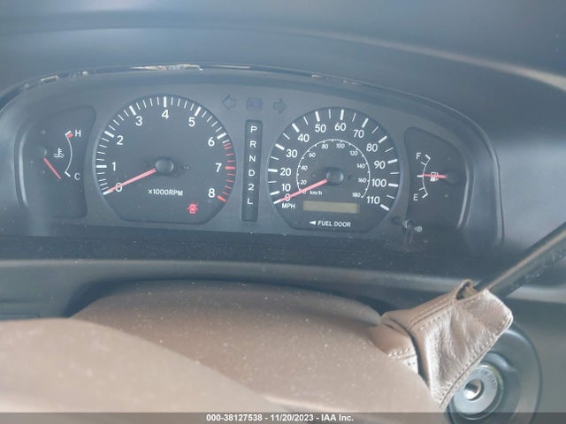 1998 TOYOTA SIENNA LE VIN: 4T3ZF13C0WU041606