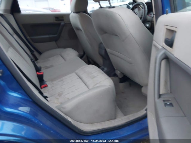 2011 FORD FOCUS SE VIN: 1FAHP3FN2BW150894