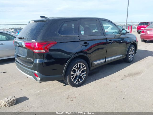 2017 MITSUBISHI OUTLANDER JA4AZ3A3XHZ051737 Photo 3