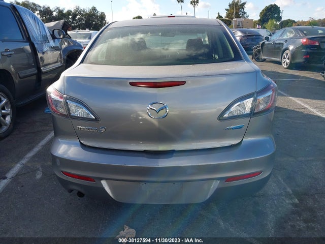 2013 MAZDA MAZDA3 I SPORT VIN: JM1BL1U8XD1704356