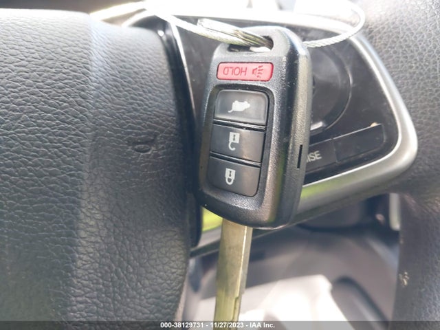 2017 HONDA CR-V LX VIN: 2HKRW6H3XHH207050