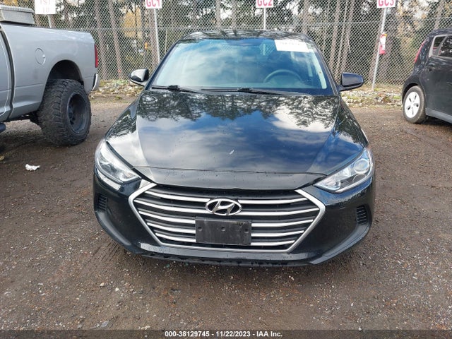 2018 HYUNDAI ELANTRA SE VIN: 5NPD74LFXJH374916