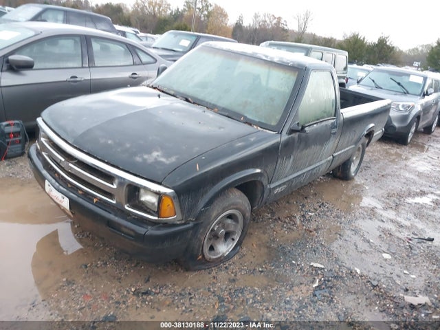 1996 CHEVROLET S TRUCK S10 VIN: 1GCCS14X1TK209826