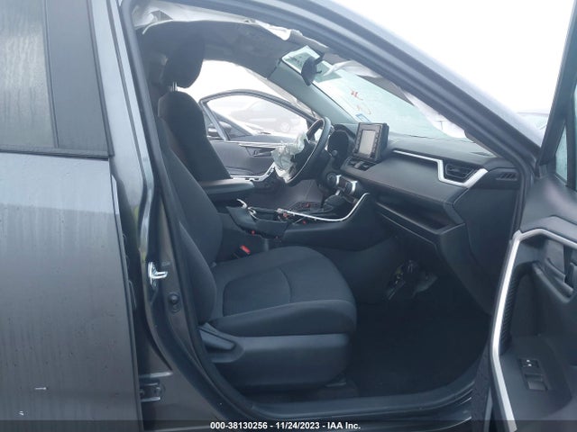 Toyota RAV4 LE 2020 2T3H1RFV0LC046758 Image 5