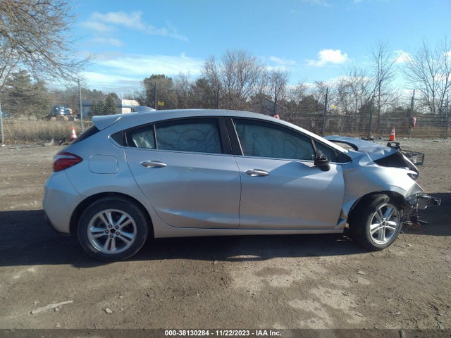 Chevrolet Cruze Lt Auto 2018 3G1BE6SM8JS624712 Image 12