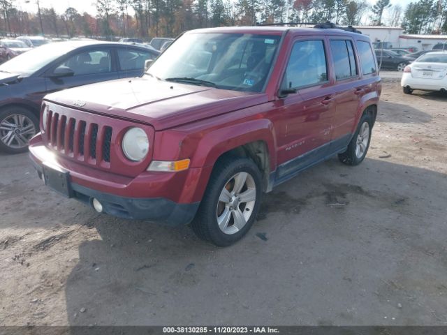 1C4NJPFA7ED517985 Jeep Patriot Latitude