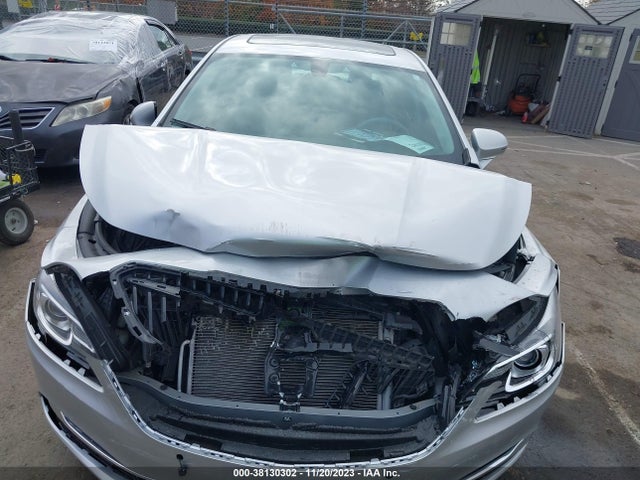 2017 BUICK LACROSSE ESSENCE VIN: 1G4ZP5SS8HU121728