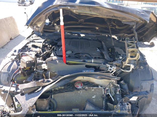 2017 JAGUAR F-TYPE SAJWJ6FV6H8K41962 Photo 9