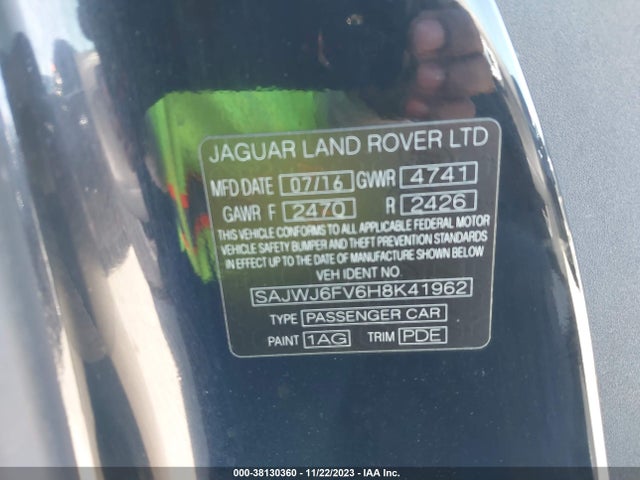 2017 JAGUAR F-TYPE SAJWJ6FV6H8K41962 Photo 8