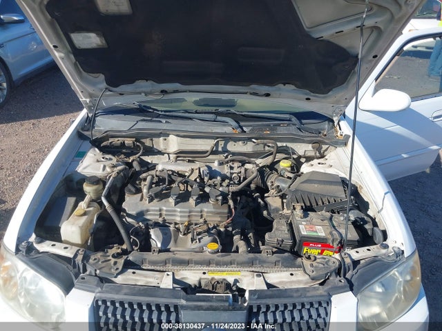 2004 NISSAN SENTRA S VIN: 3N1CB51D44L915323