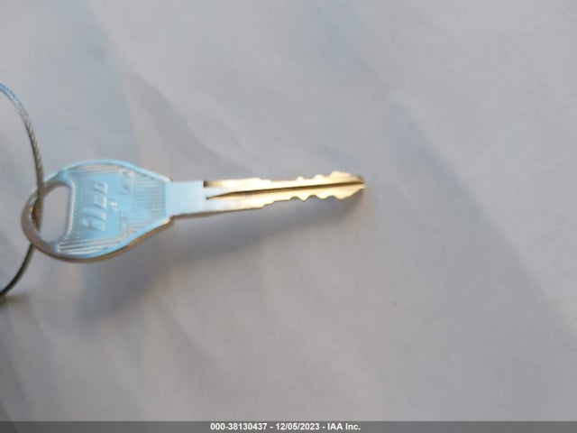 2004 NISSAN SENTRA S VIN: 3N1CB51D44L915323