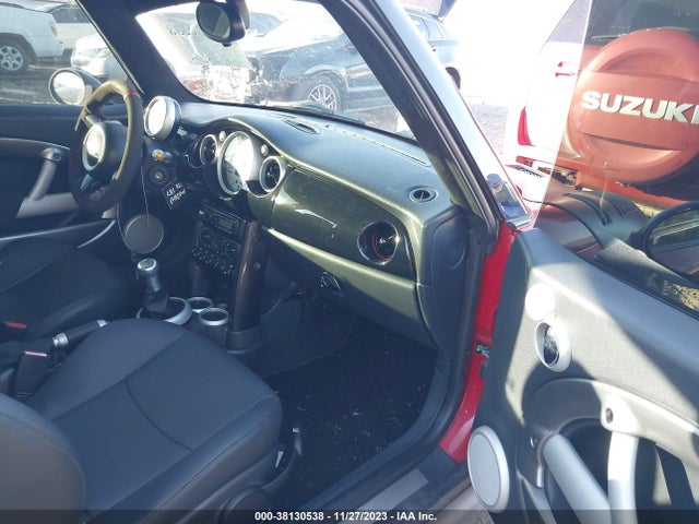 2006 MINI COOPER S WMWRE33586TL20818 Photo 4