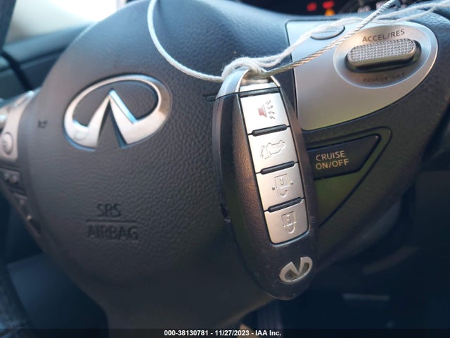 2013 INFINITI FX37 VIN: JN8CS1MU4DM140839
