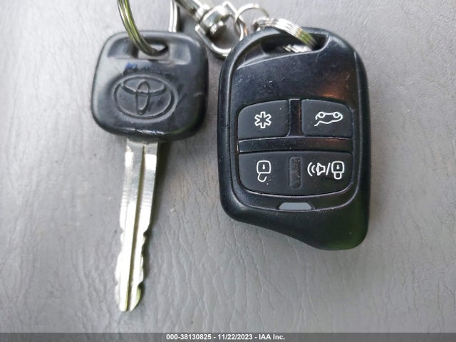 2004 TOYOTA CAMRY LE/SE/XLE/STD VIN: 4T1BE32K04U833883