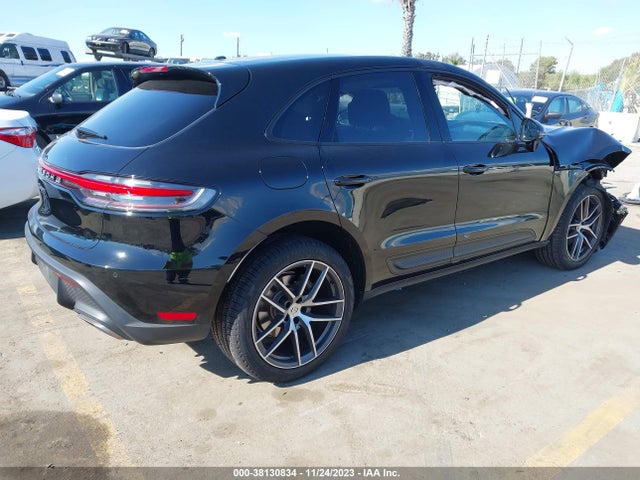 2023 PORSCHE MACAN WP1AA2A54PLB05137 Photo 3