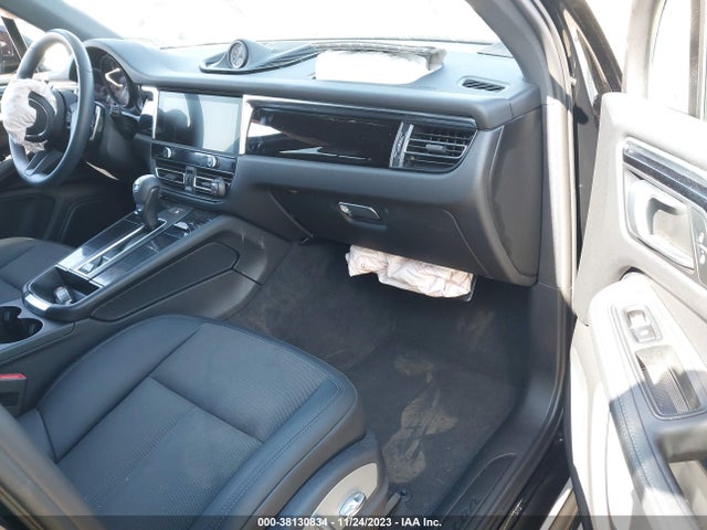 2023 PORSCHE MACAN WP1AA2A54PLB05137 Photo 4