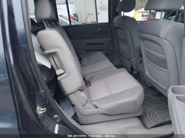 38131879 :رقم المزاد ، 5FNYF4H41BB098878 vin ، 2011 Honda Pilot Ex مزاد بيع