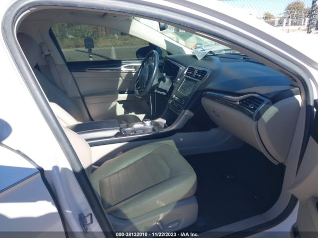 2018 FORD FUSION ENERGI 3FA6P0PU6JR123548 Photo 4