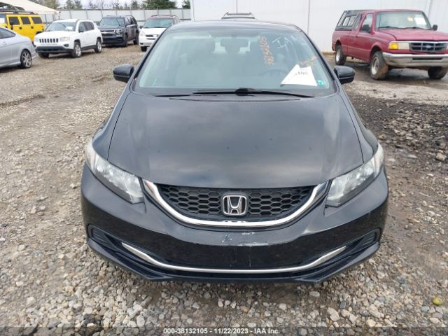 19XFB2F51EE241826 Honda Civic Sedan Lx