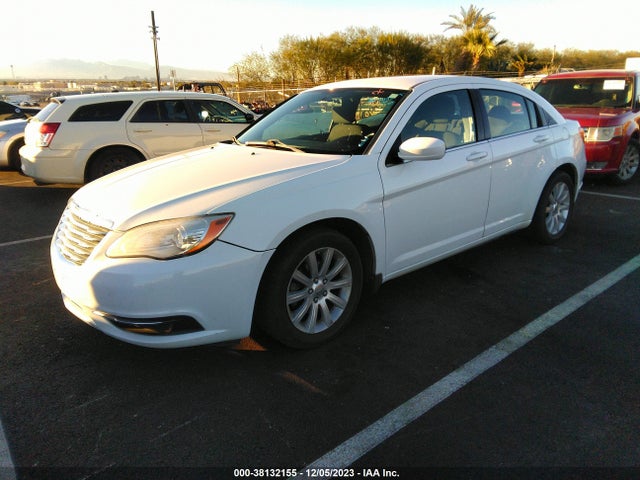 Aukcja sprzedaży 2013 Chrysler 200 Touring, vin: 1C3CCBBG9DN527638, numer aukcji: 38132155