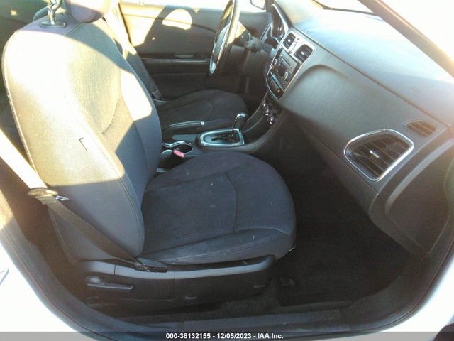 Aukcja sprzedaży 2013 Chrysler 200 Touring, vin: 1C3CCBBG9DN527638, numer aukcji: 38132155