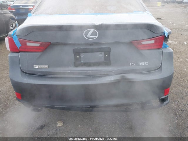38132382 :رقم المزاد ، JTHBE1D23F5019504 vin ، 2015 Lexus Is 350 مزاد بيع