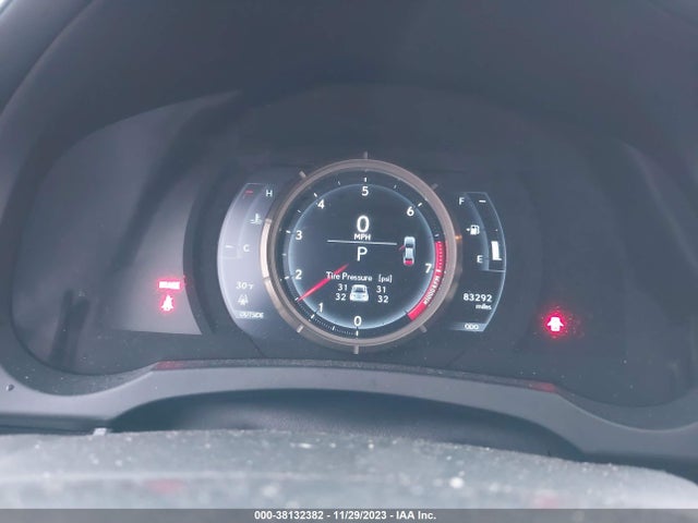 38132382 :رقم المزاد ، JTHBE1D23F5019504 vin ، 2015 Lexus Is 350 مزاد بيع