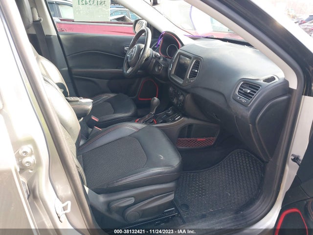 Jeep Compass Trailhawk 4x4 2019 3C4NJDDB1KT651326 Image 5