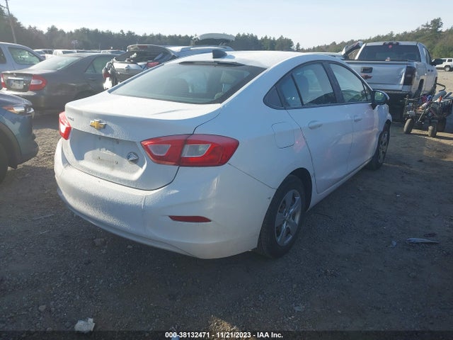Chevrolet Cruze Ls Auto 2017 1G1BC5SM1H7172000 Image 4