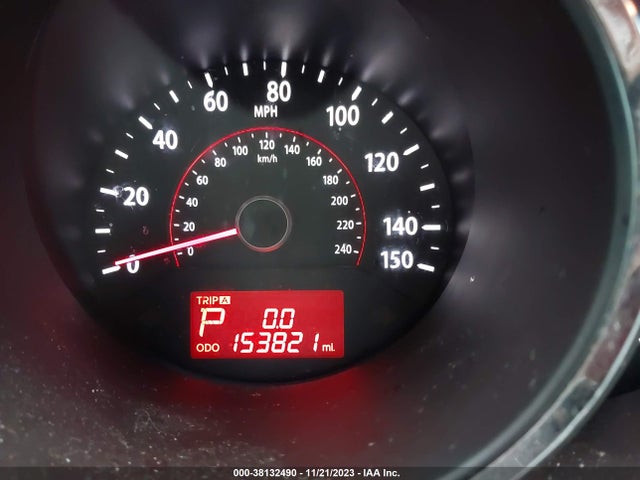 2013 KIA SORENTO LX VIN: 5XYKTCA66DG411455