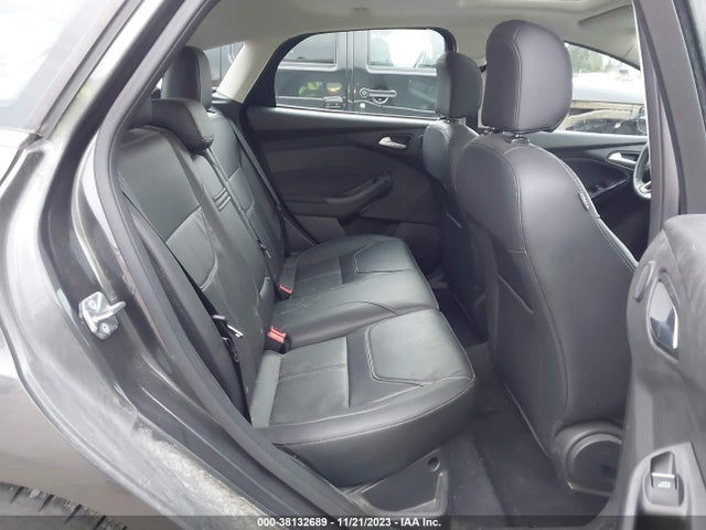 2016 FORD FOCUS TITANIUM VIN: 1FADP3N24GL203688