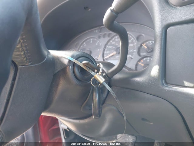 2002 CHEVROLET S-10 LS VIN: 1GCDT13W32K216253