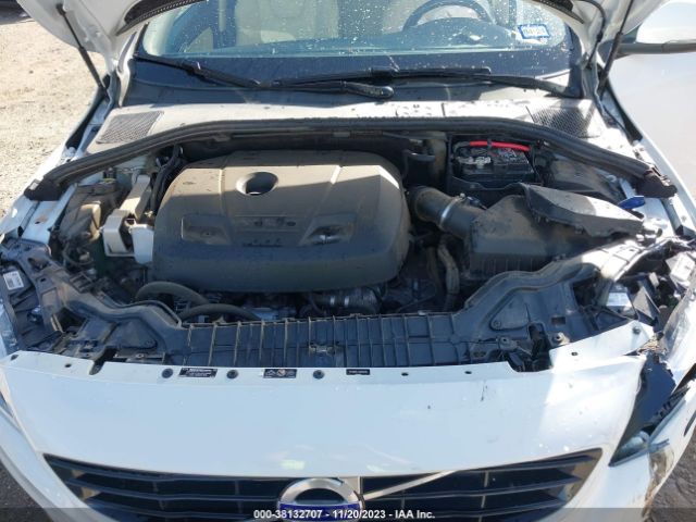 YV140MEL1J2380025 Volvo V60 T5 Dynamic