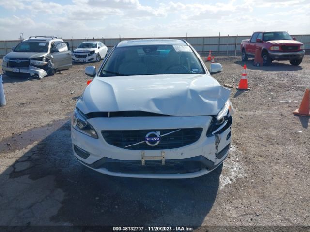 YV140MEL1J2380025 Volvo V60 T5 Dynamic