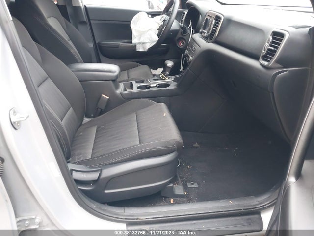 2017 KIA SPORTAGE LX VIN: KNDPMCAC8H7041511