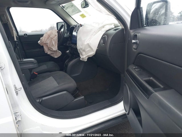 Jeep Patriot Sport 2016 1C4NJPBB6GD805062 Image 5