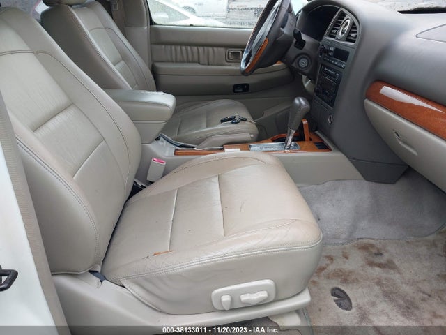 2002 INFINITI QX4 LUXURY VIN: JNRDR09X02W211545