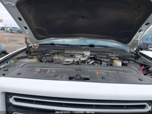 1GT12ZE88FF630632 GMC Sierra 2500hd Slt