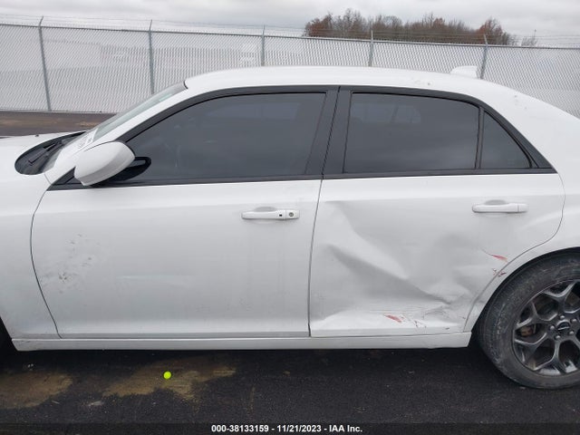 Chrysler 300 S 2015 2C3CCAGG0FH883006 Image 14