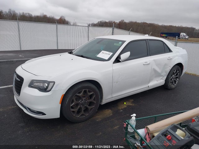 Chrysler 300 S 2015 2C3CCAGG0FH883006 Image 2