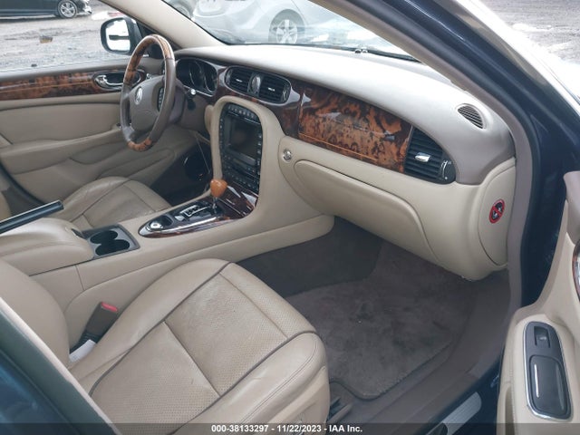 2008 JAGUAR XJ SAJWA82B48SH24850 Photo 4