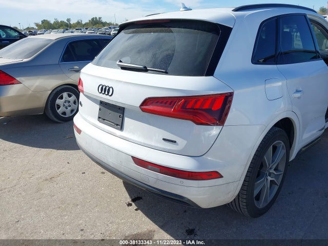 WA1BNAFY0K2018528 Audi Q5 45 Premium