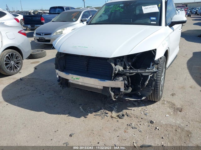 WA1BNAFY0K2018528 Audi Q5 45 Premium