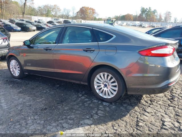 3FA6P0PU1GR170253 Ford Fusion Energi Se Luxury
