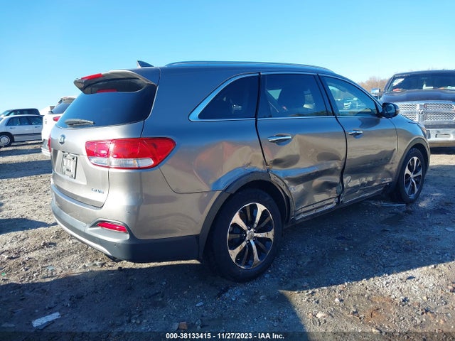 2016 KIA SORENTO 3.3L EX VIN: 5XYPHDA53GG152108