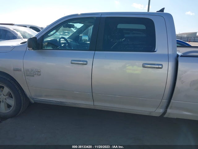 2019 RAM 1500 CLASSIC SLT VIN: 1C6RR6TT2KS585104