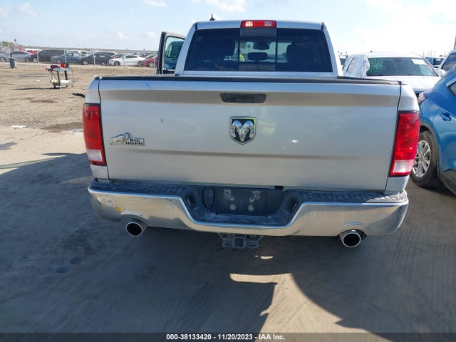 2019 RAM 1500 CLASSIC SLT VIN: 1C6RR6TT2KS585104